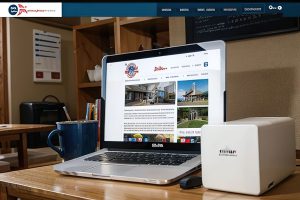 Jasa website menawarkan solusi pembuatan website blog berita,  memudahkan penyebaran informasi dan artikel secara online.